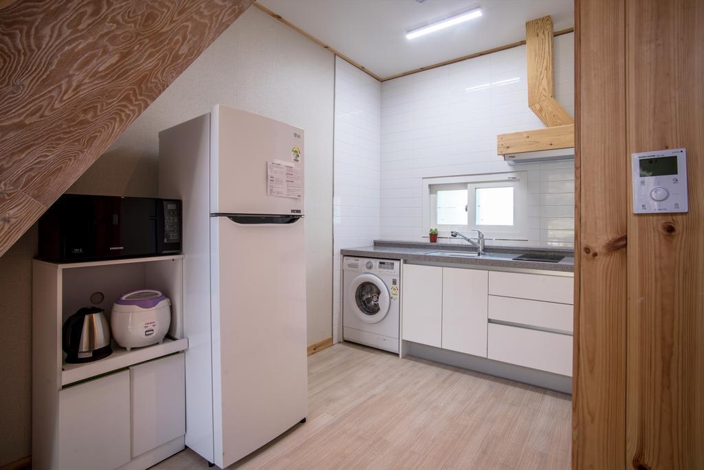 סאוגוויפו Jeju 542 Pension חדר תמונה