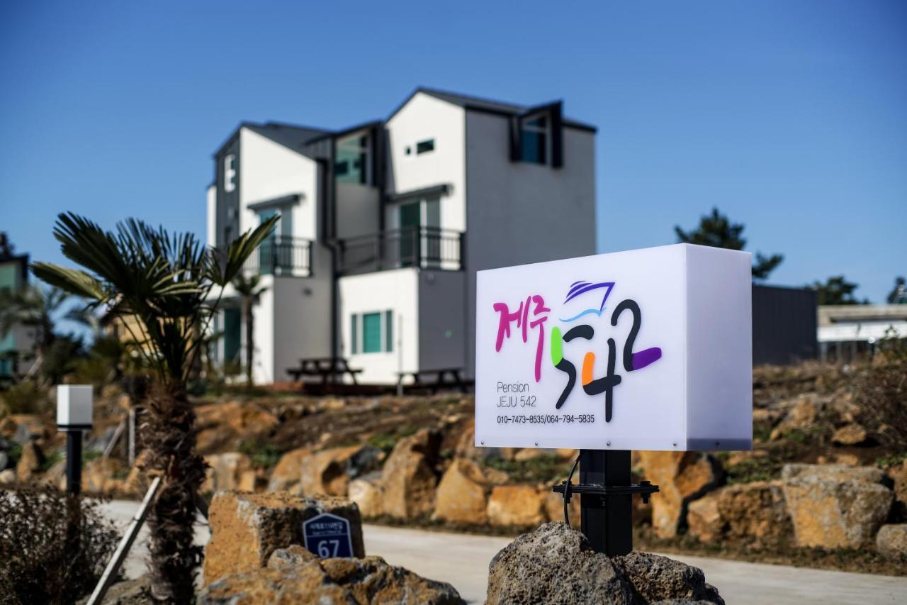 סאוגוויפו Jeju 542 Pension מראה חיצוני תמונה
